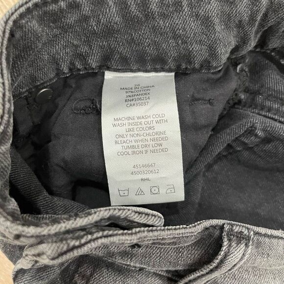Joe's Cut-off Shorts Women's 26 Black Denim Distressed Mid-Rise Zip Fly Stretch - Picture 6 of 7